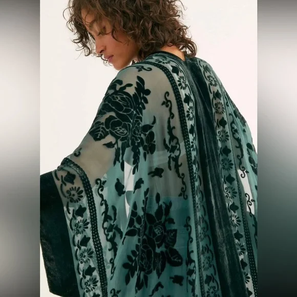 Free People Nightbird Kimono OS - Picture 2 of 2